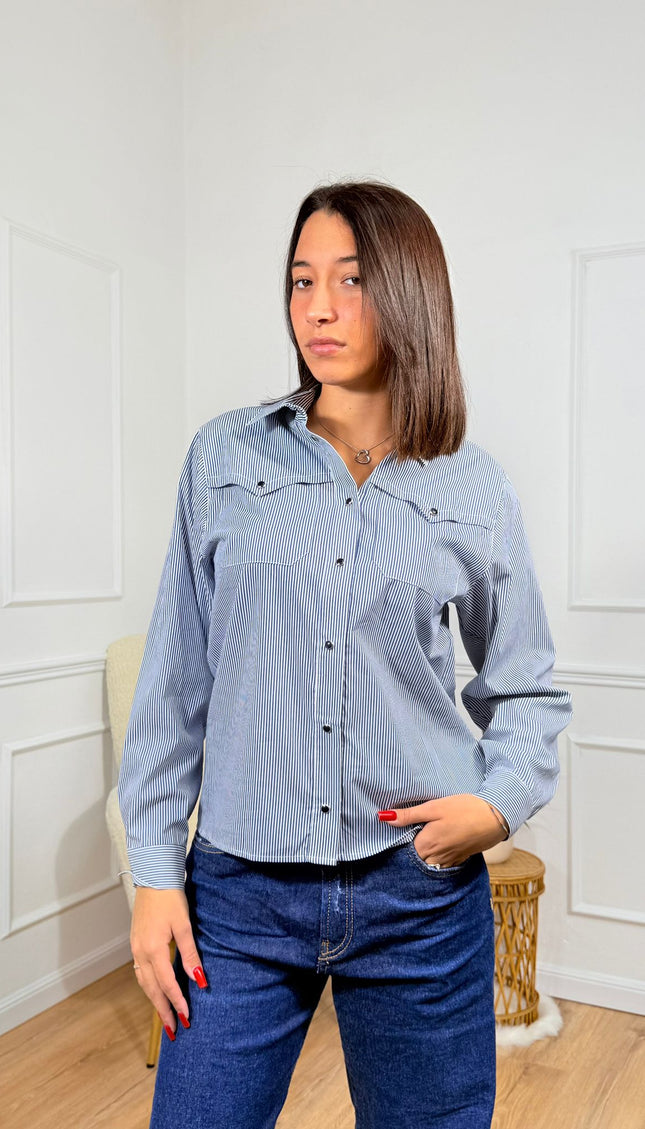 Camicia a righe con colletto classico e chiusura frontale Merci