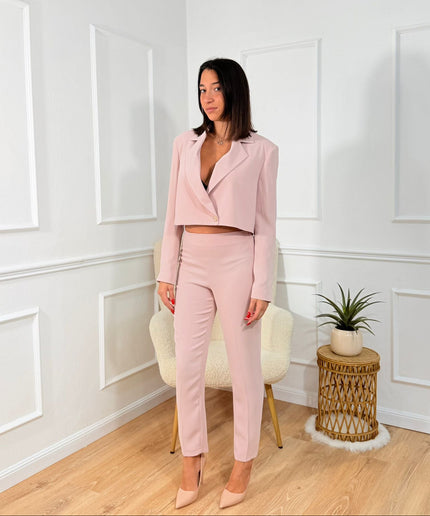 Tailleur corto con giacca cropped e pantaloni a vita alta Tona Risci