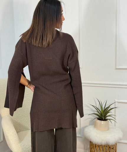 Maglione Lungo con Scollo a V e Spacchi – Testa di Moro
