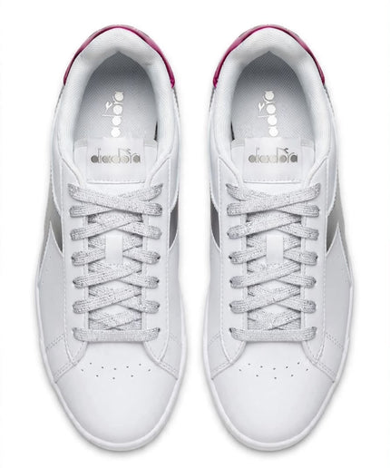 Sneakers Diadora bianche con dettagli argento e fucsia