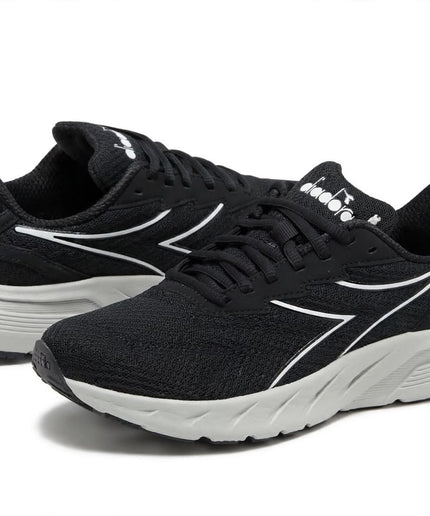 Sneaker Sportiva Diadora Nera con Profili Bianchi