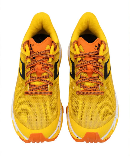 Scarpe da running Diadora gialle con dettagli neri