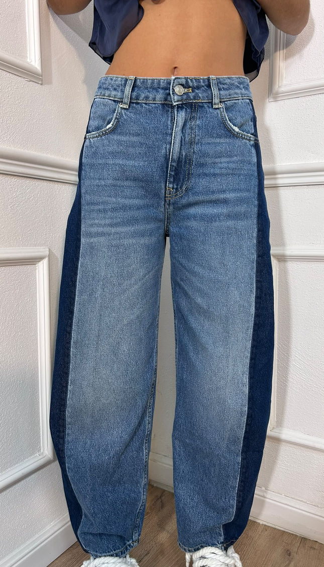 Vicolo – Jeans balloon bicolore con inserti laterali scuri