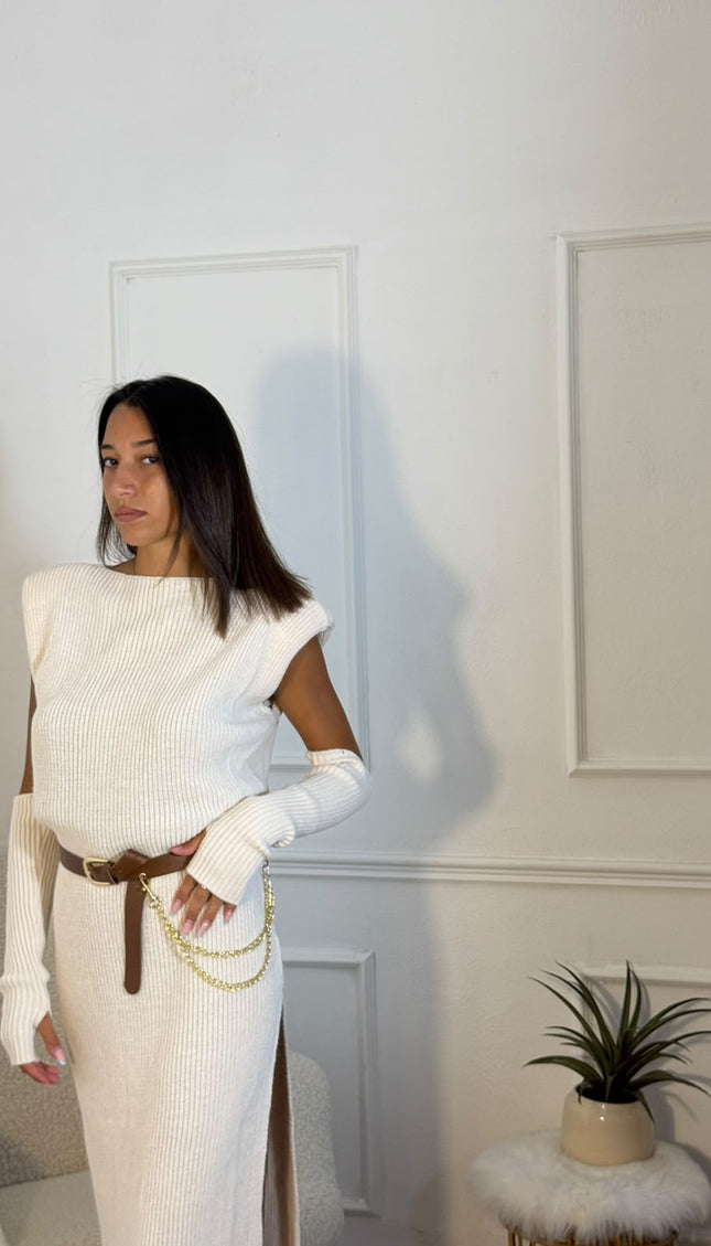 Abito Midi in Maglia con Spalle Strutturate – Panna