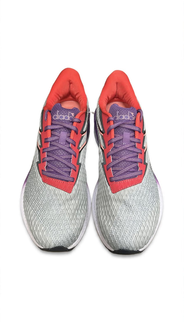 Sneaker Running Diadora Grigia con Dettagli Corallo e Viola