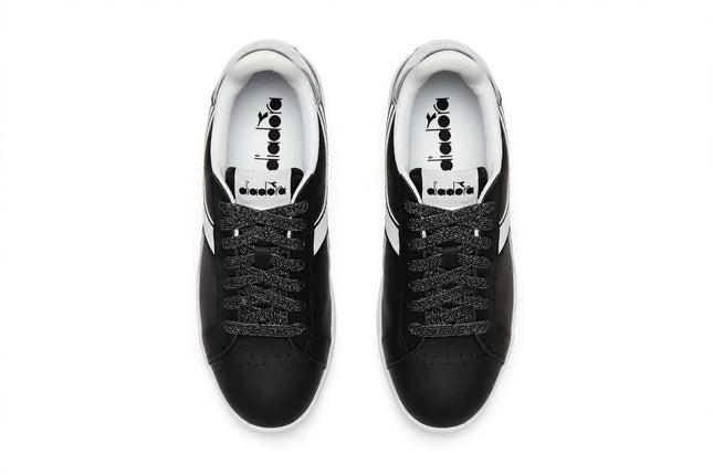 Sneaker Diadora Nera e Bianca con Dettaglio Argento