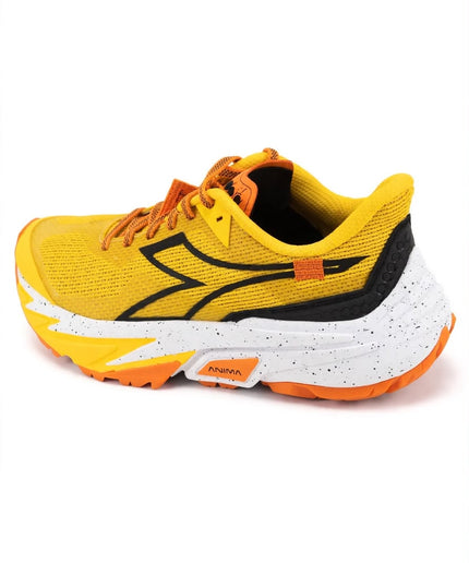 Scarpe da running Diadora gialle con dettagli neri