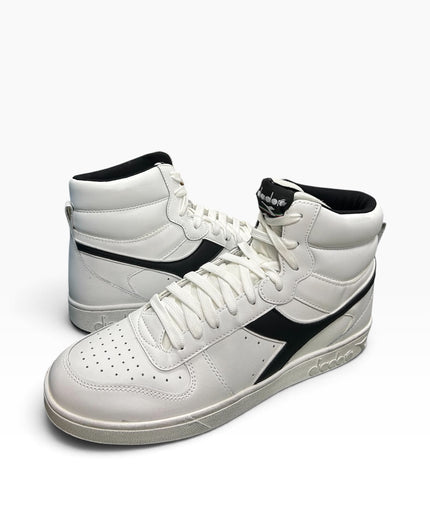 Sneakers alte Diadora bianche e nere