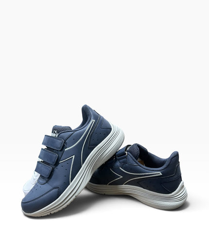 Sneakers Diadora blu con chiusura a strappo
