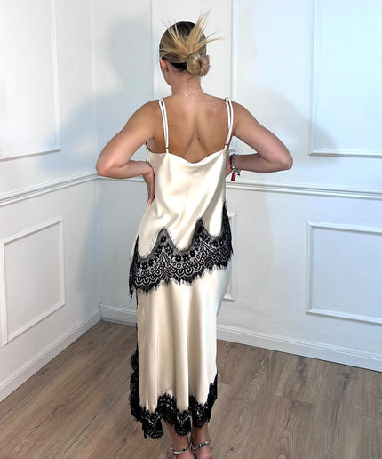 Completo gonna e top avorio con pizzo nero Tensione In