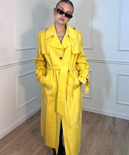Cappotto lungo giallo stile trench con cintura Anfiny
